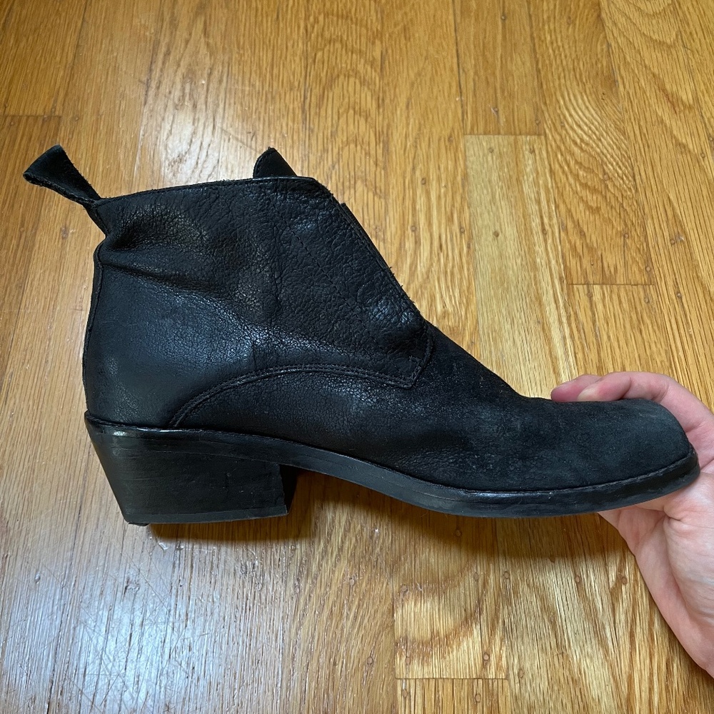 Black Suede Eileen Fisher Ankle Boots Size 8